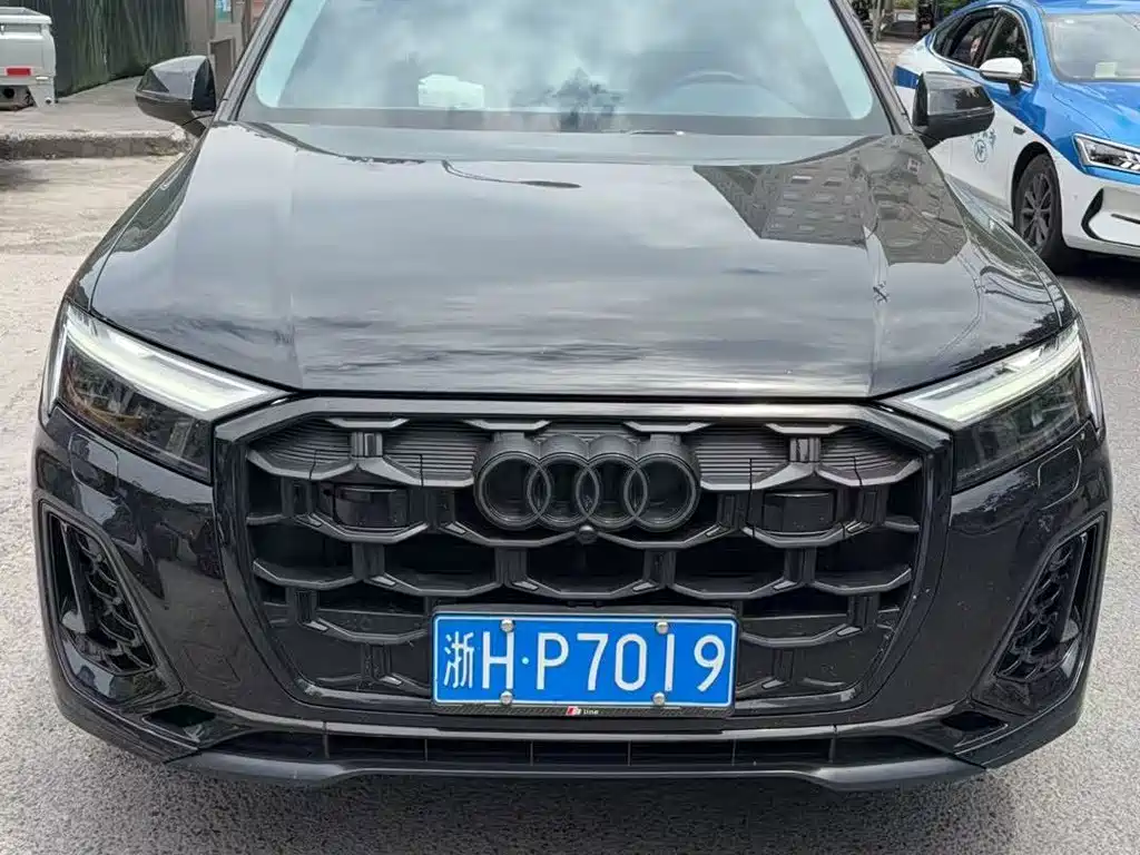 Audi Q7 2025