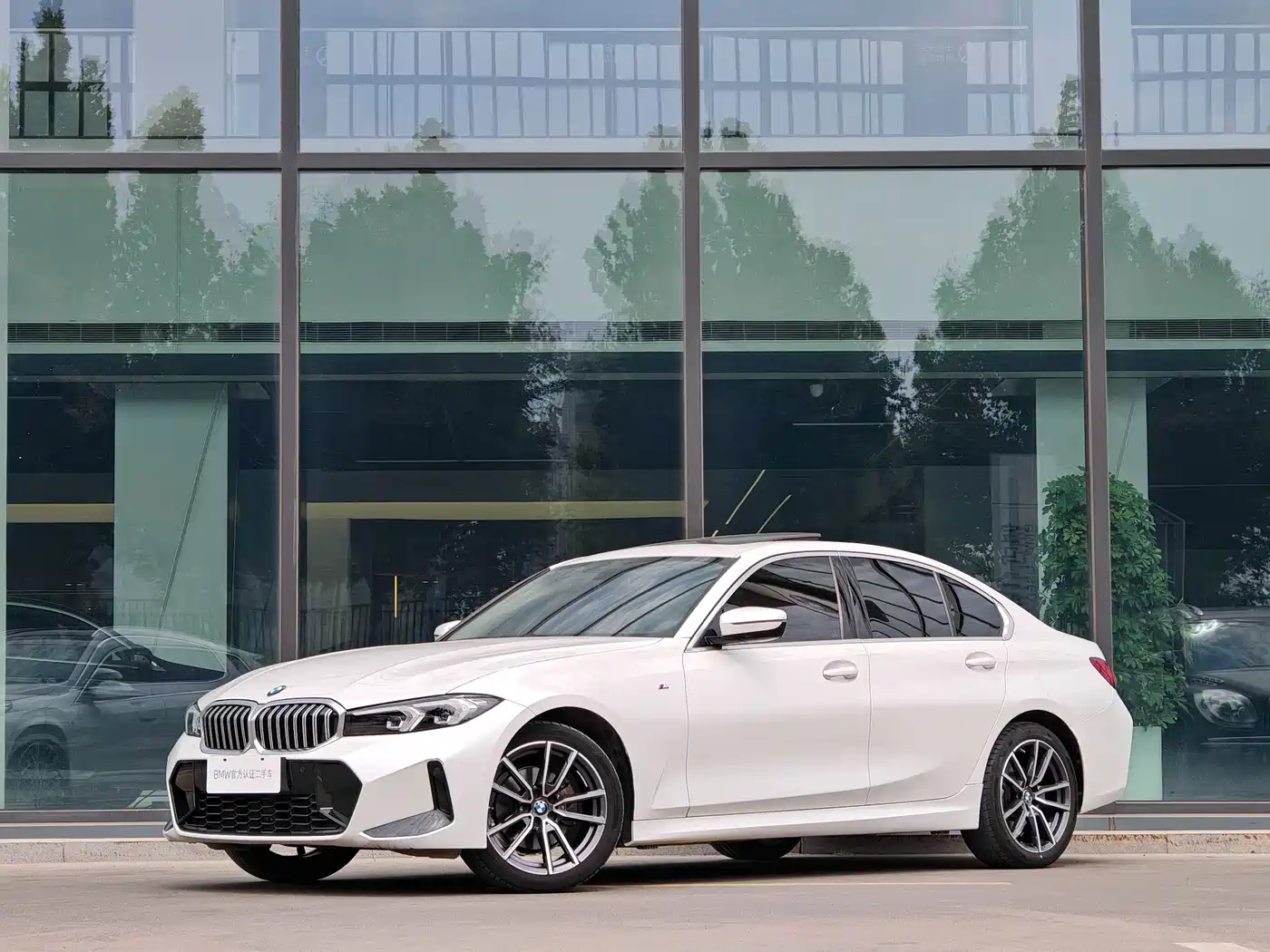 BMW 3 серии 2023