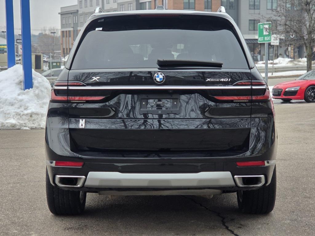 BMW X7 2024
