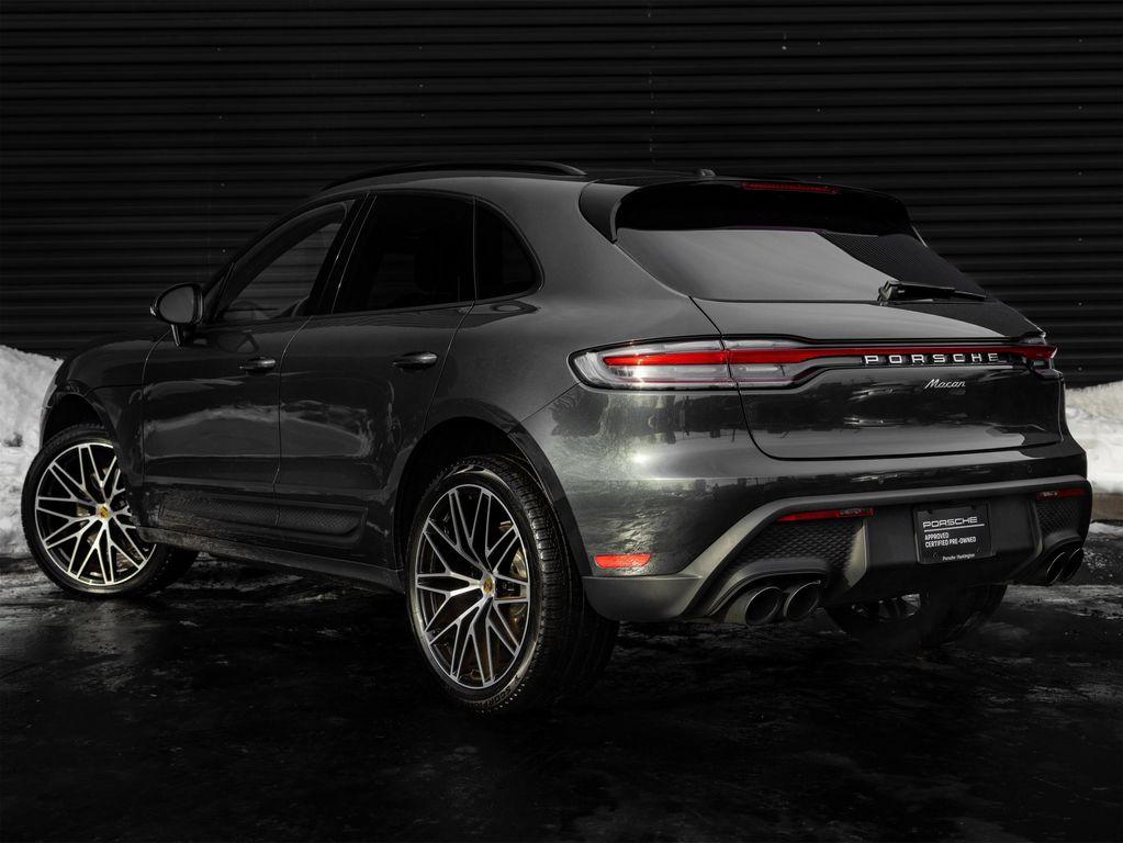 Porsche Macan 2025