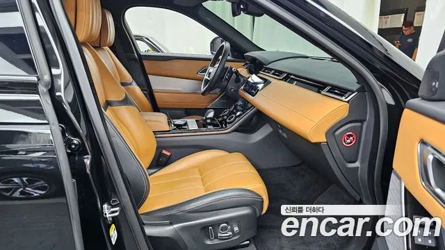 Land Rover Range Rover Velar 2021