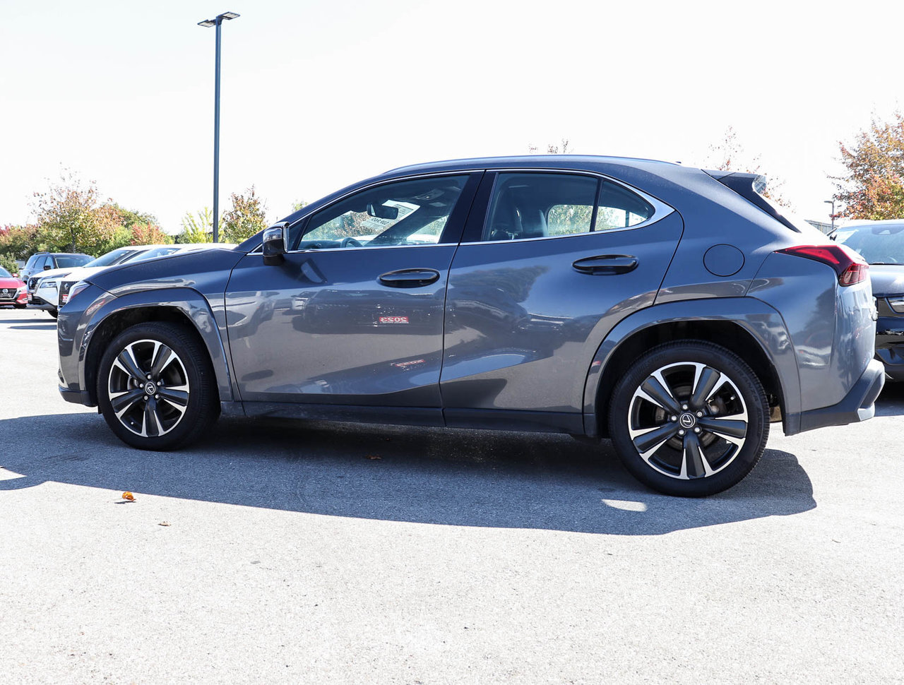 Lexus UX 2024