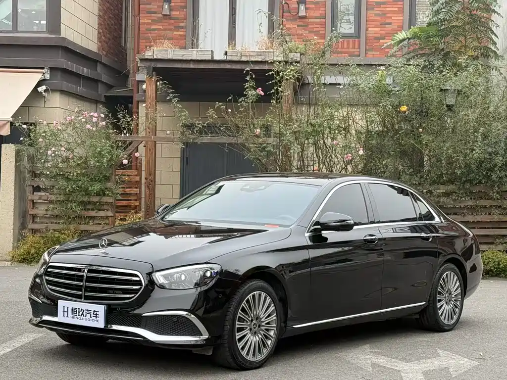 Mercedes-Benz E-Класс 2021