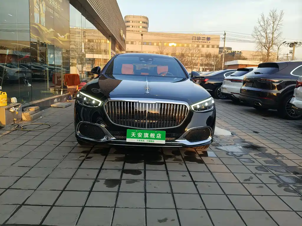 Mercedes-Benz Maybach S-Класс 2022