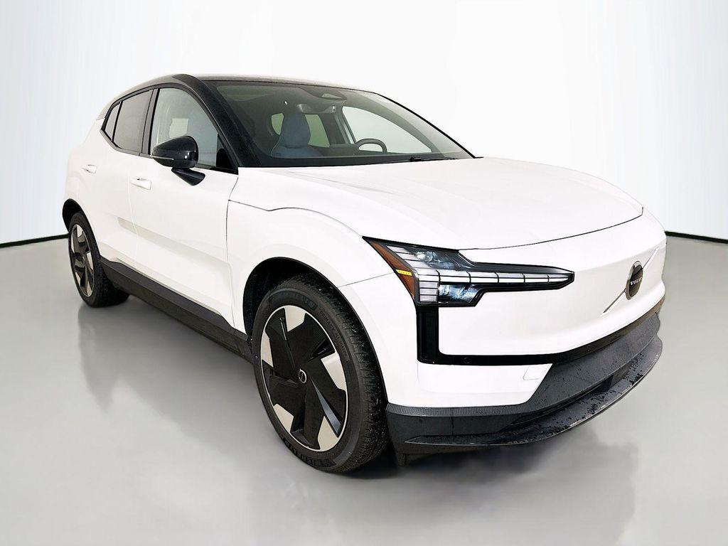 Volvo EX30 2026