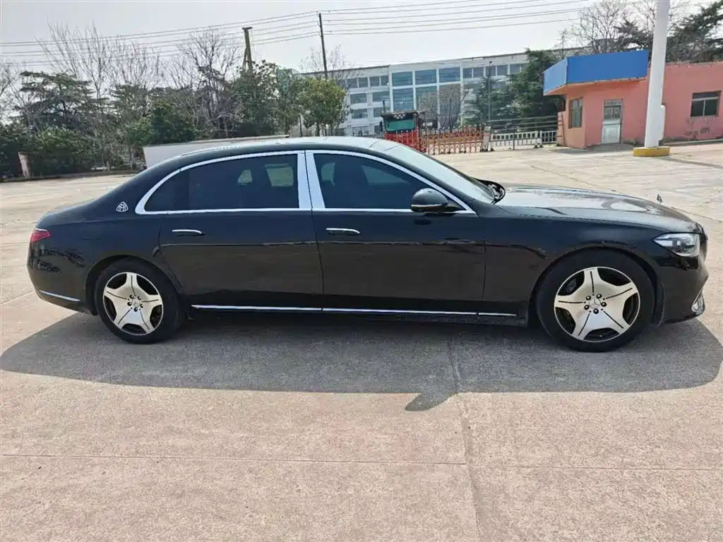 Mercedes-Benz Maybach S-Класс 2022