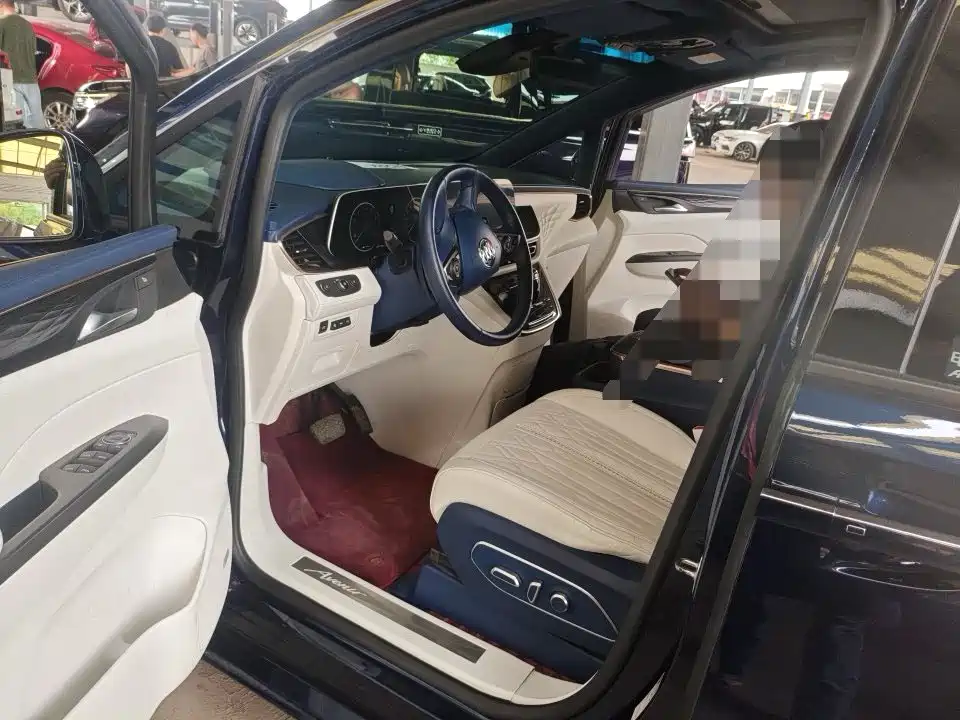 Buick GL8 2021