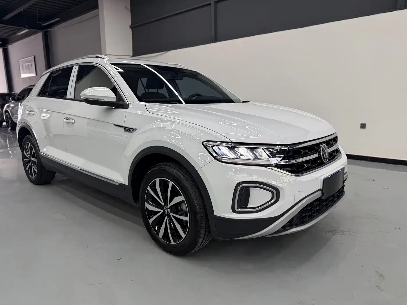 Volkswagen T-Roc 2023
