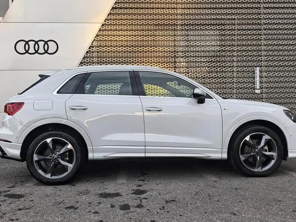 Audi Q3 2024