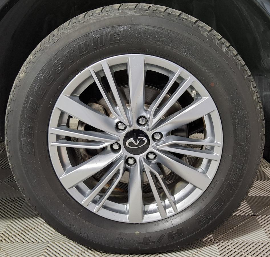 Infiniti QX80 2020
