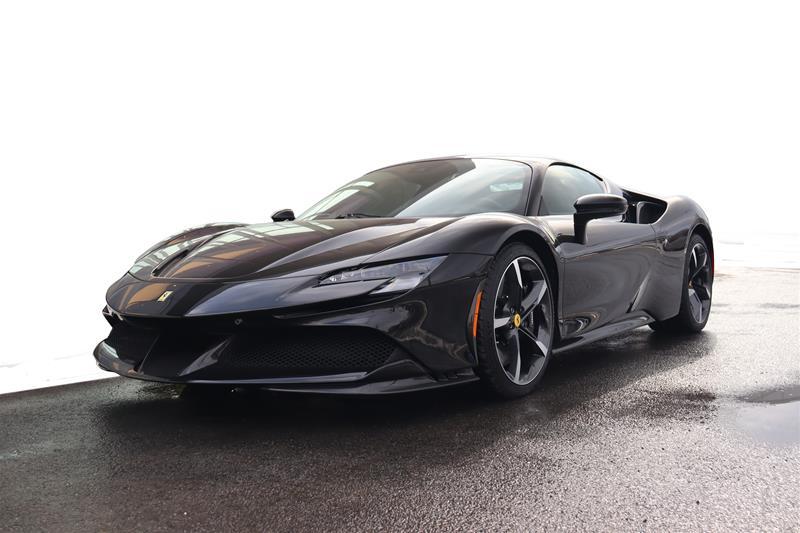 Ferrari SF90 2023