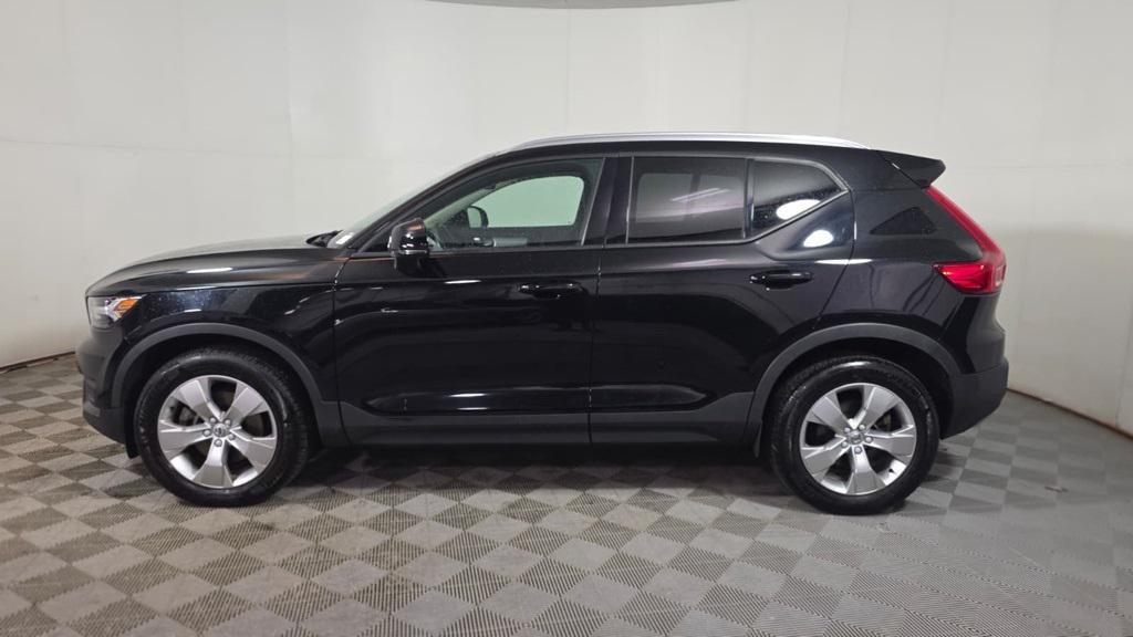 Volvo XC40 2021