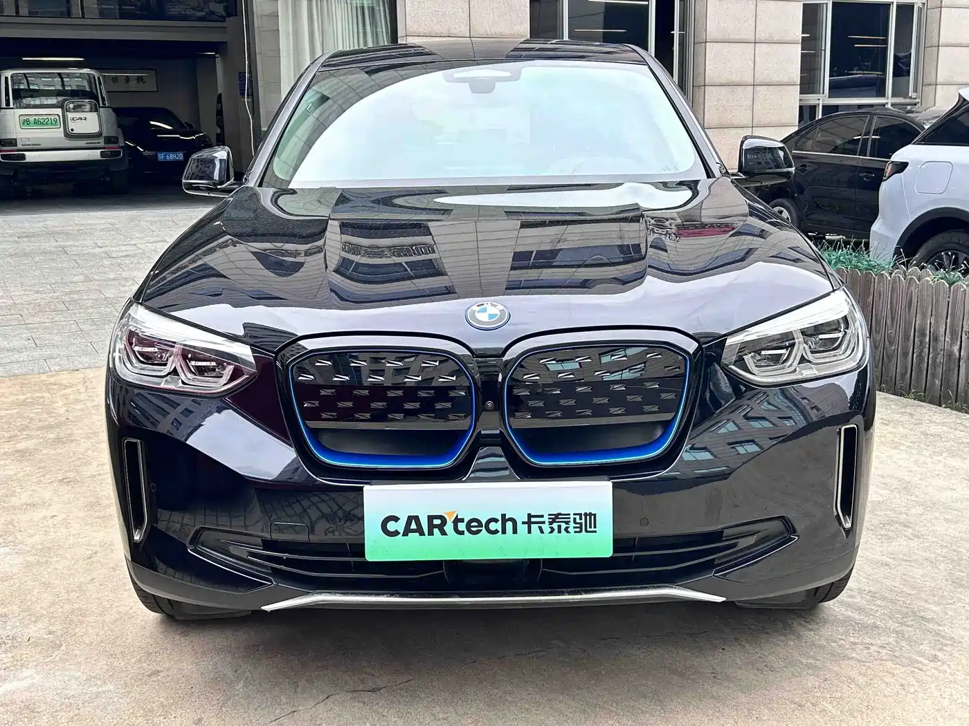 BMW iX3 2021