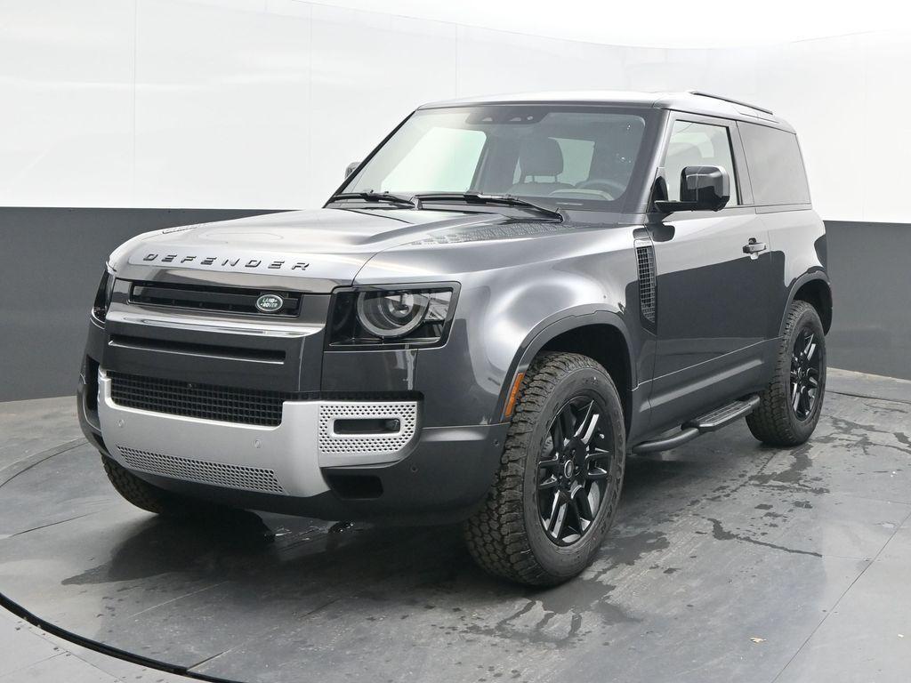 Land Rover Defender 2025