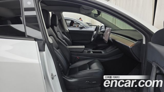 Tesla Model Y 2021