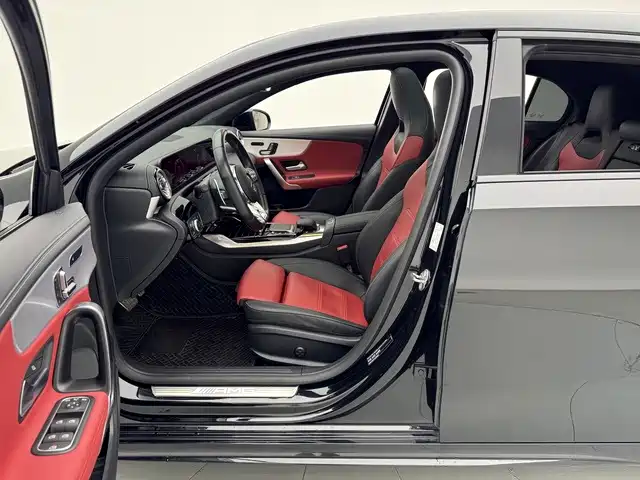 Mercedes-Benz A-Класс 2021