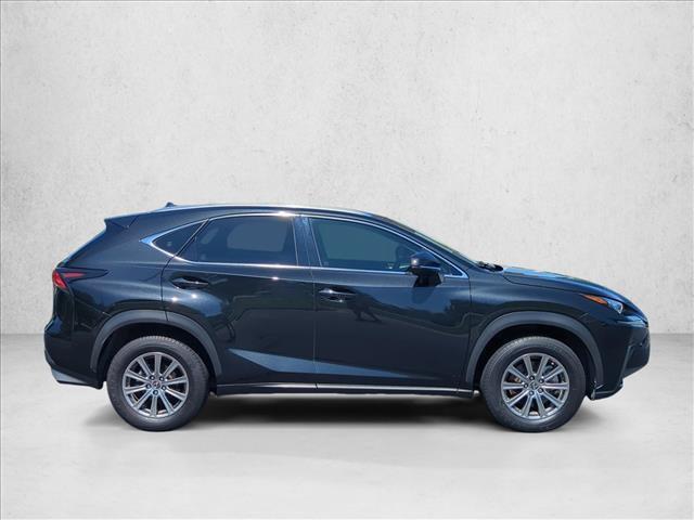 Lexus NX 300 2021