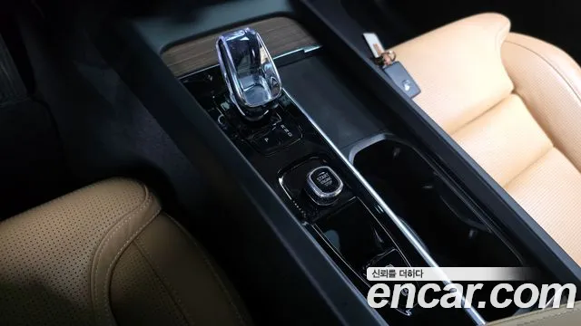 Volvo XC60 2023