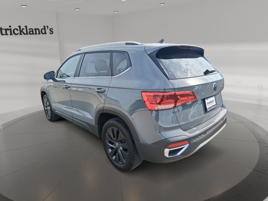 Volkswagen Taos 2024