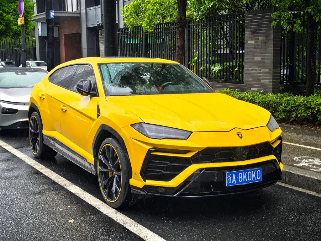 Lamborghini Urus 2022
