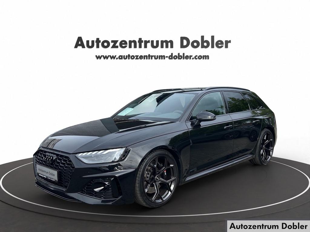 Audi RS4 2024