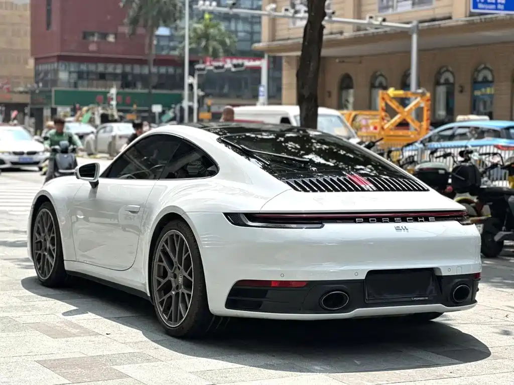 Porsche 911 2020