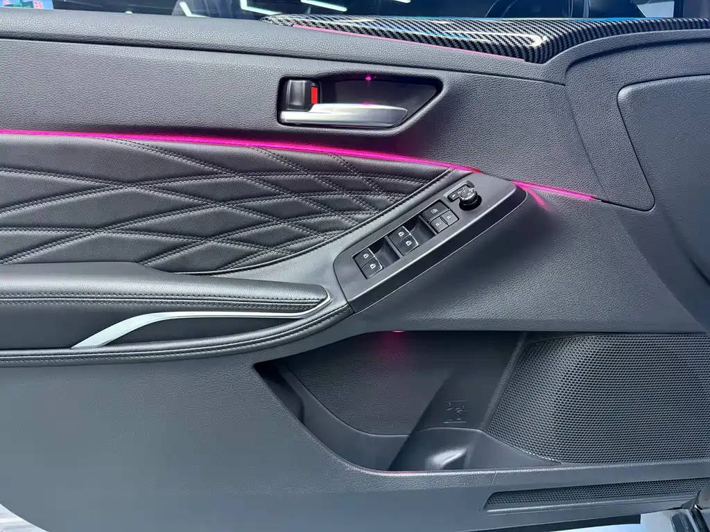 Toyota Avalon 2021