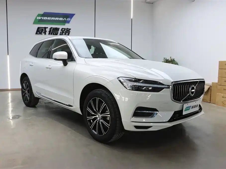 Volvo XC60 2021