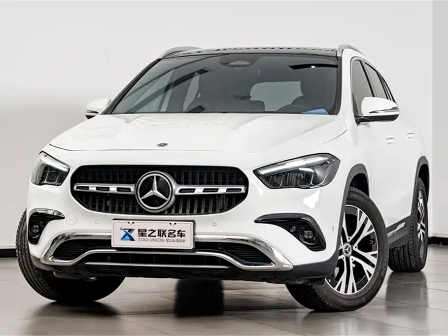 Mercedes-Benz GLA 2024