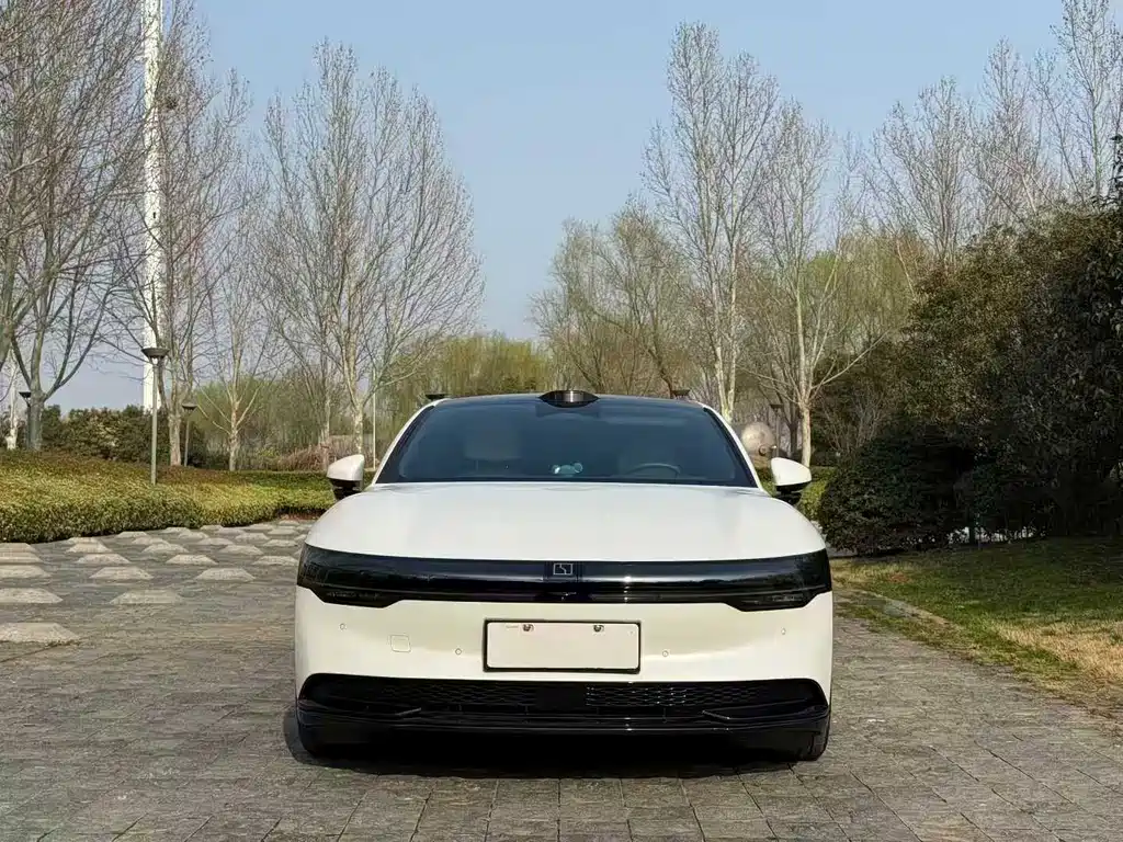 Zeekr 007 2024