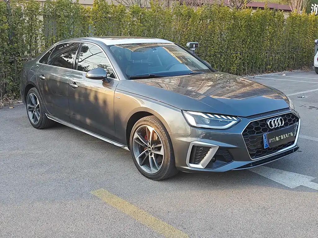 Audi A4 2022