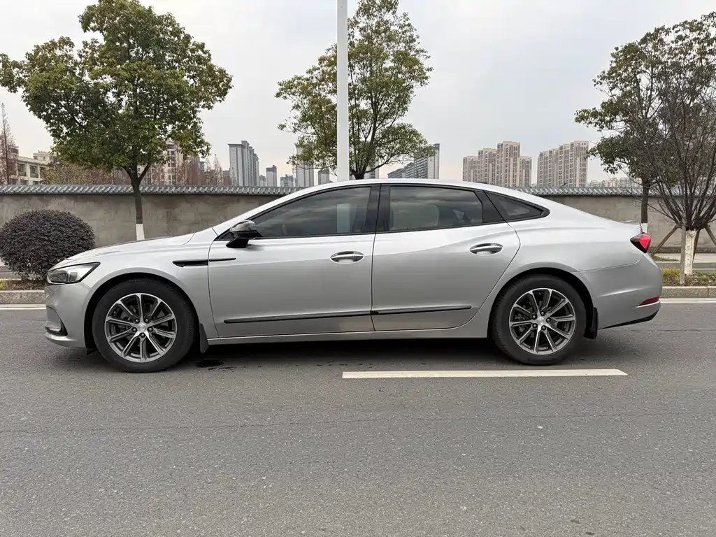 Buick LaCrosse 2022