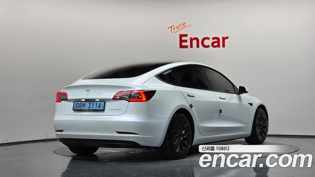 Tesla Model 3 2022