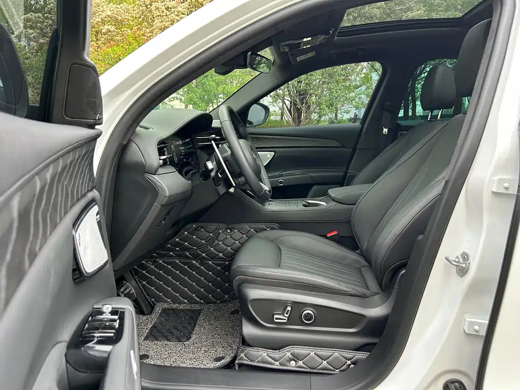 Maserati Grecale 2022
