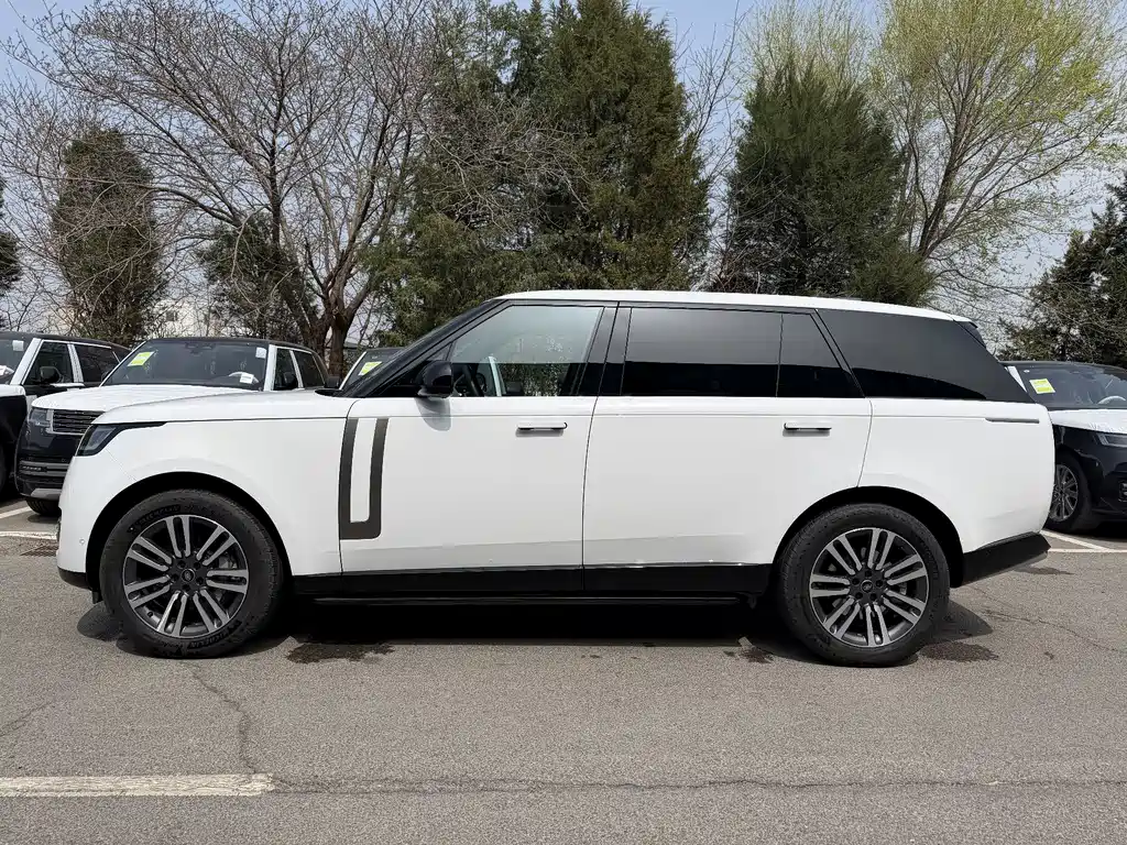 Land Rover Range Rover 2024