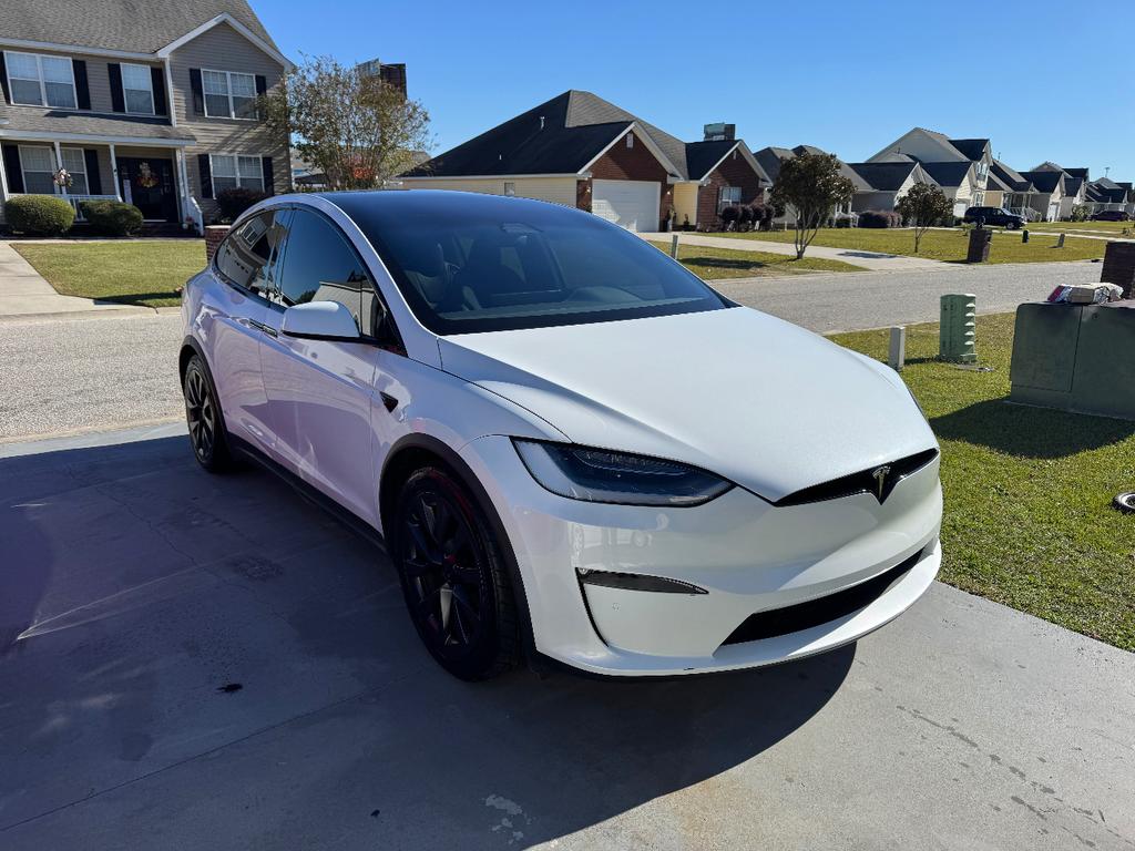 Tesla Model X 2022