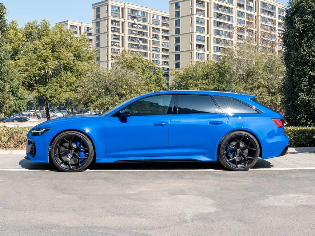 Audi RS 6 2021