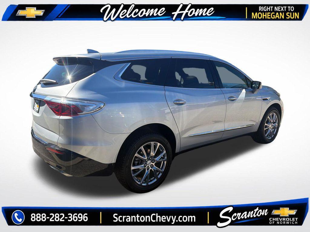 Buick Enclave 2022