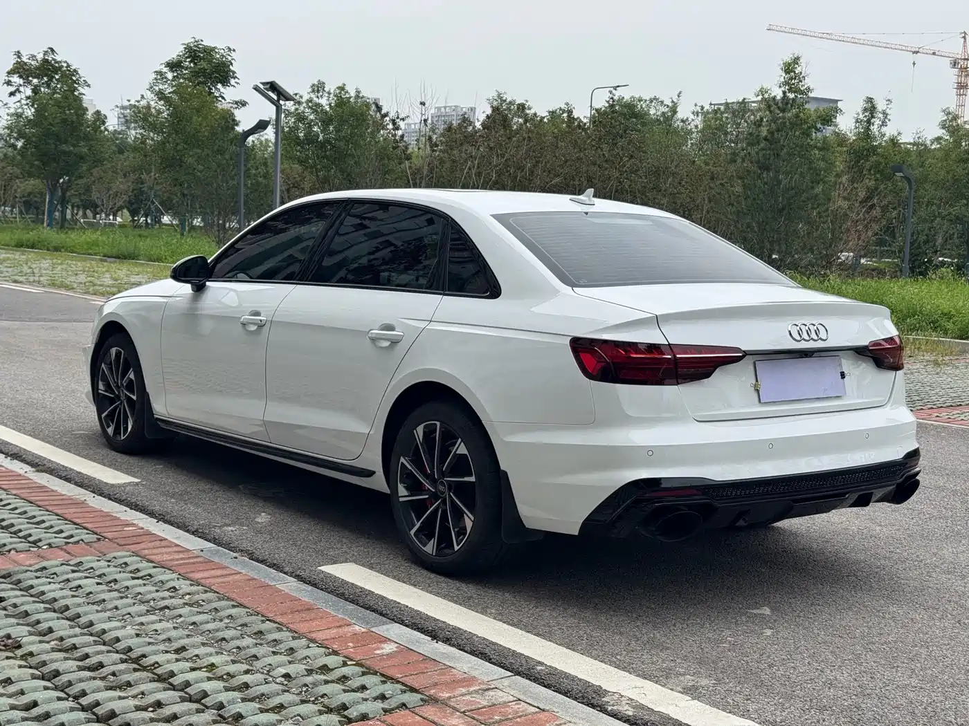 Audi A4 2023