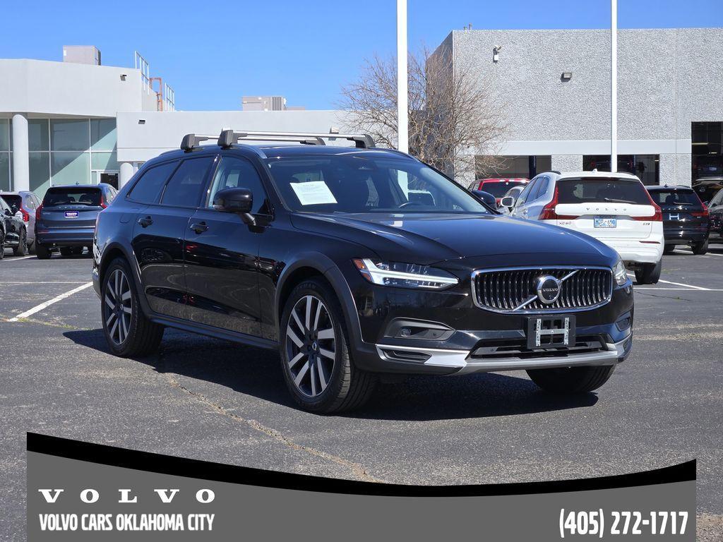 Volvo V90 Cross Country 2022