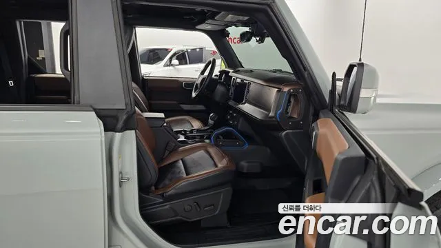 Ford Bronco 2022