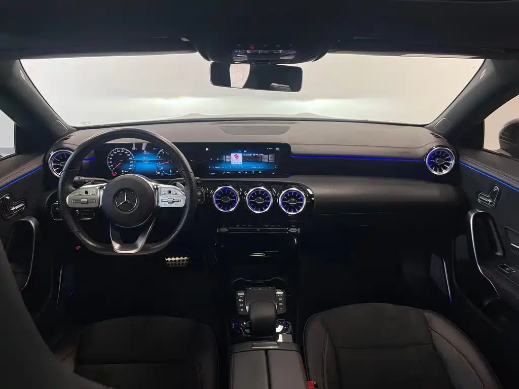 Mercedes-Benz CLA 2022
