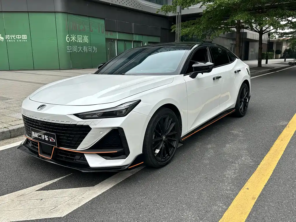 Changan UNI-V 2022