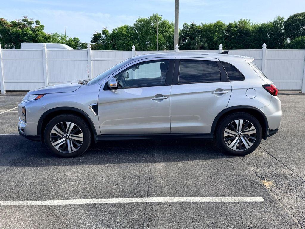 Mitsubishi Outlander Sport 2024