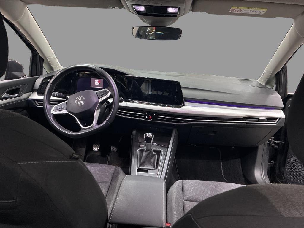 Volkswagen Golf 2024