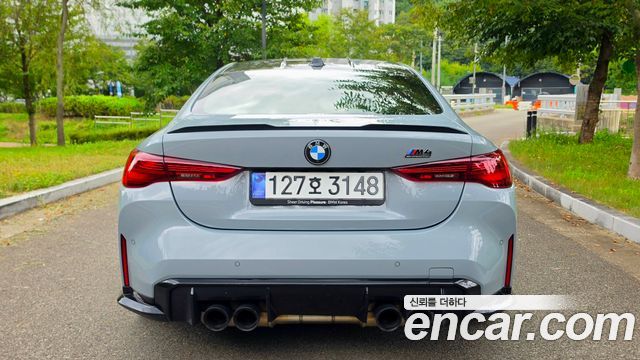 BMW M4 2025
