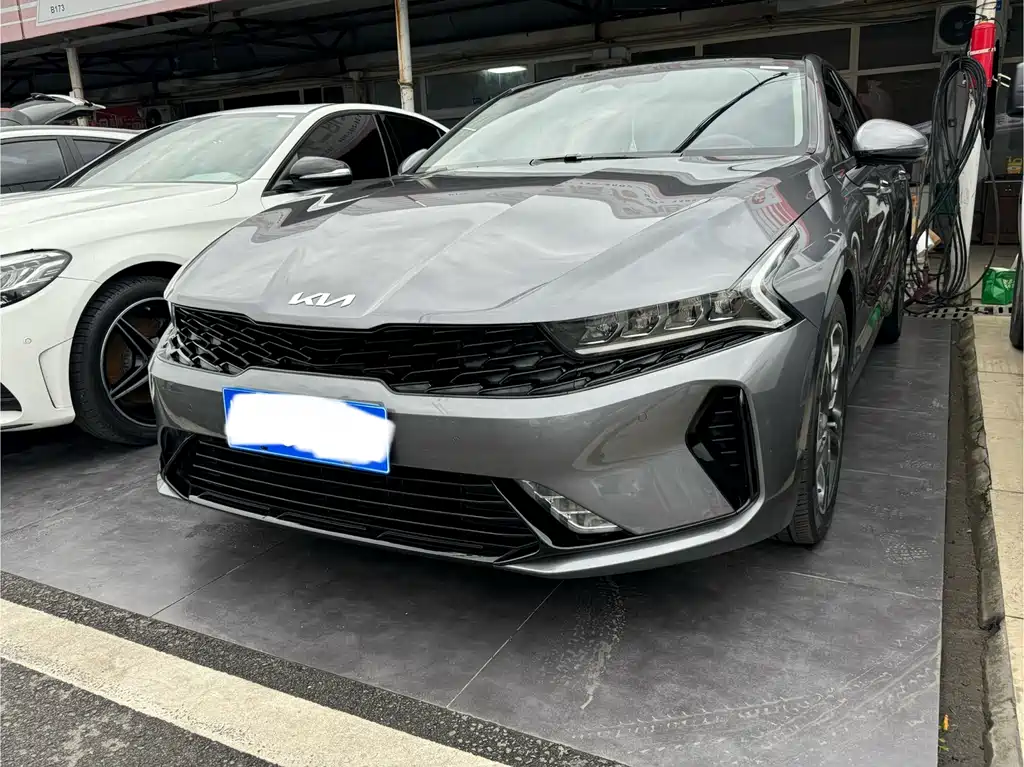 Kia K5 2023