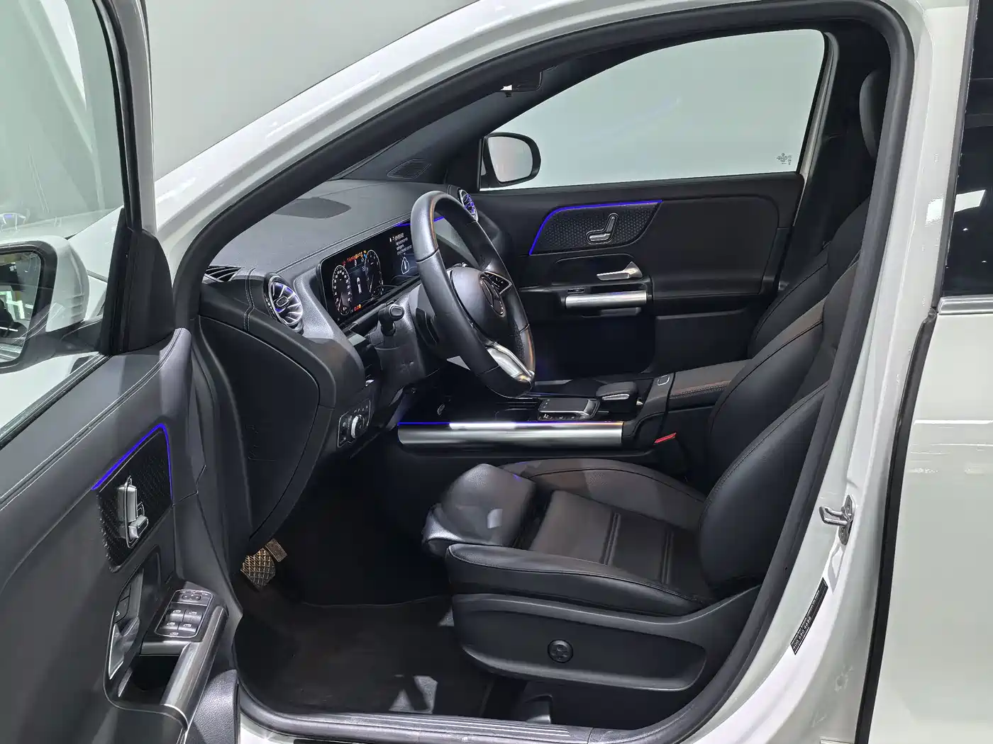 Mercedes-Benz GLA 2024