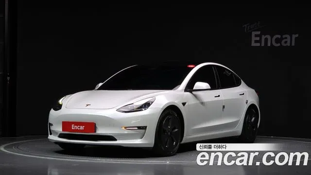 Tesla Model 3 2021