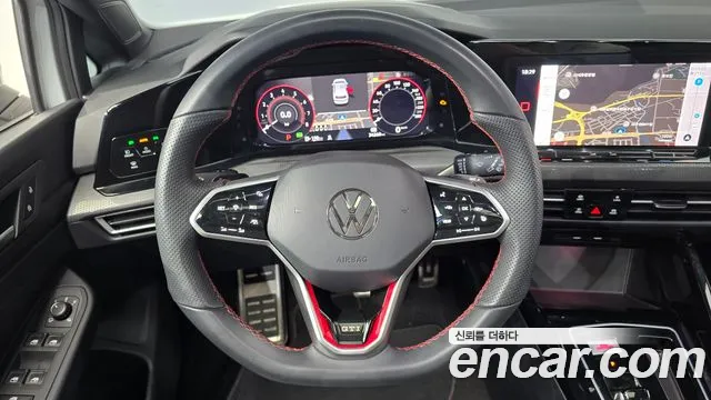 Volkswagen Golf 2024